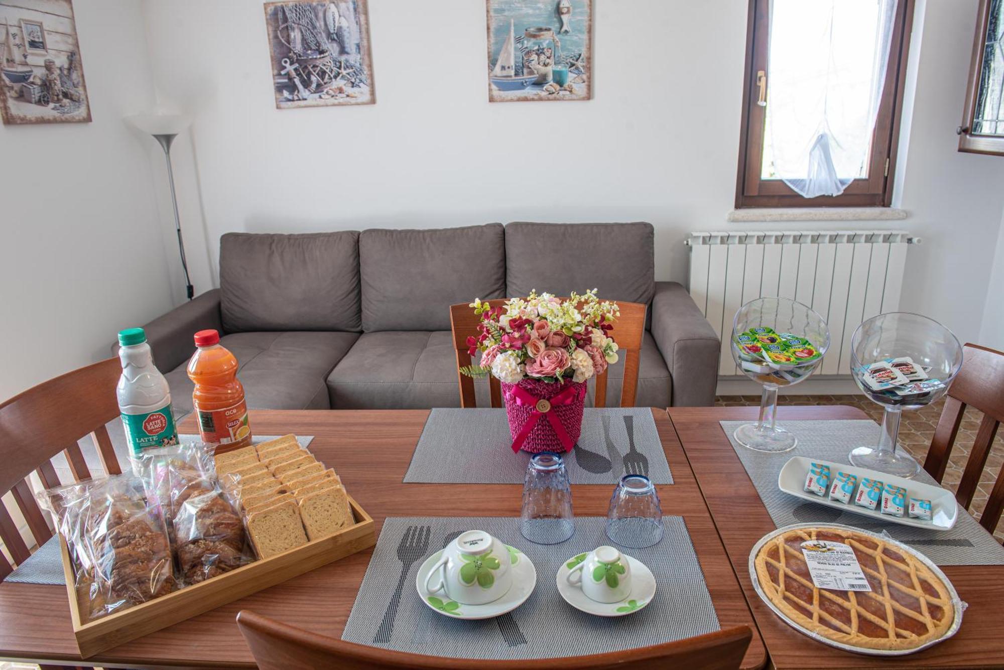 Dolce Alba Bed and Breakfast Montecastrilli Exteriör bild
