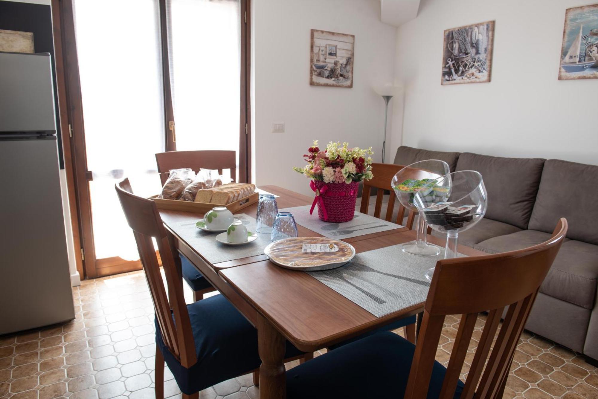 Dolce Alba Bed and Breakfast Montecastrilli Exteriör bild